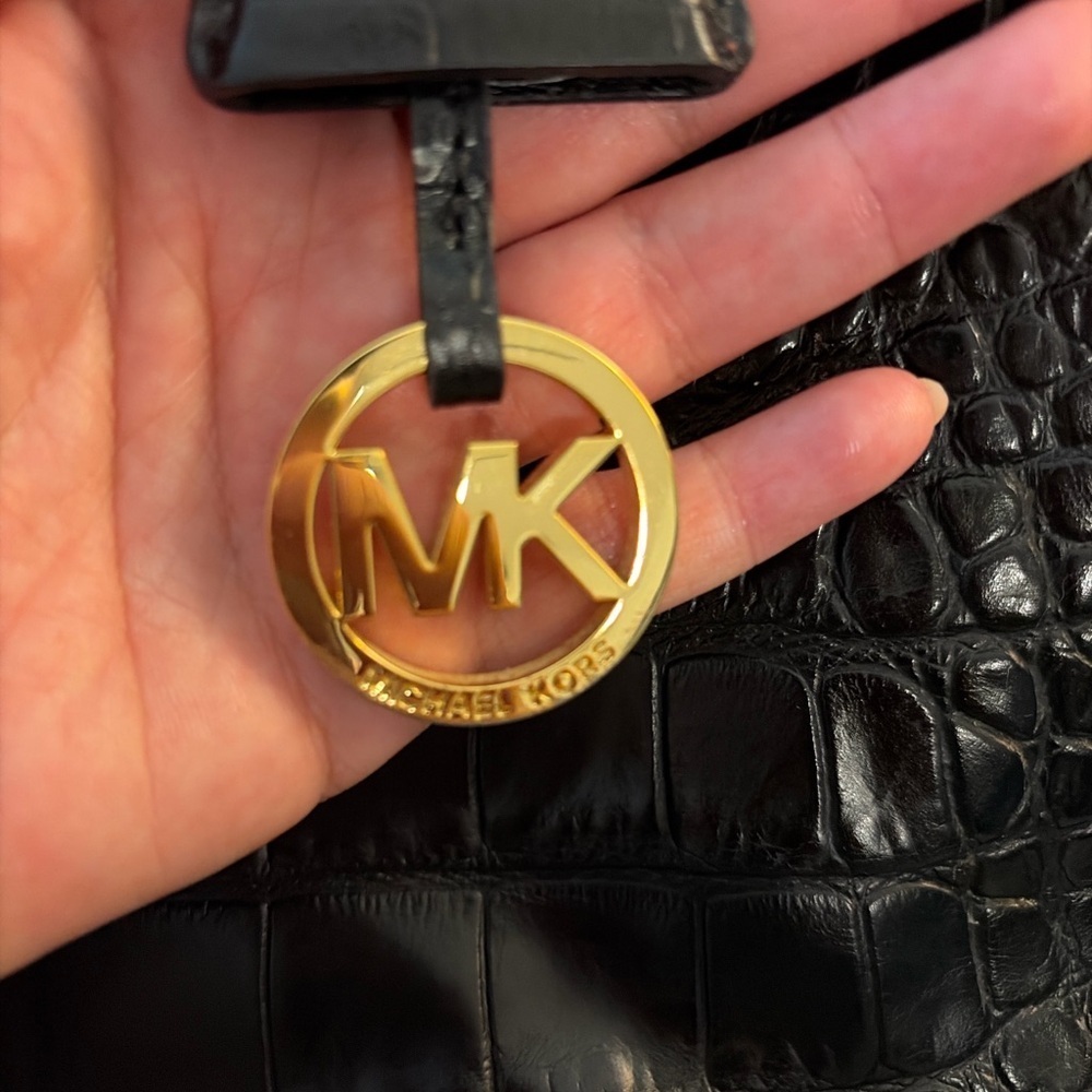 Michael Kors Black Embossed Leather Bag - Picture 4 of 10